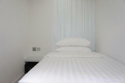 Homy Hotel Central