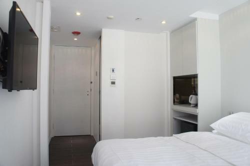 Homy Hotel Central