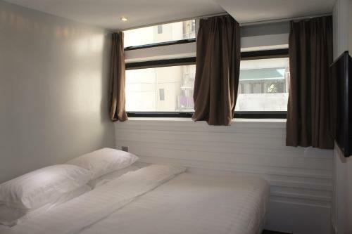 Homy Hotel Central