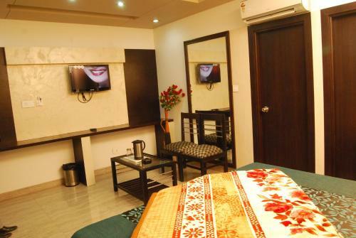 Hotel Jinendra Palace