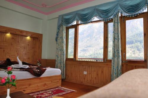 Hotel King's Land