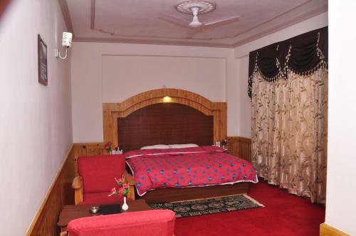 Hotel King's Land