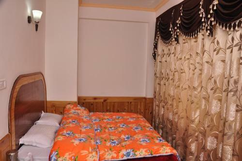 Hotel King's Land