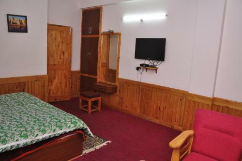 Hotel King's Land