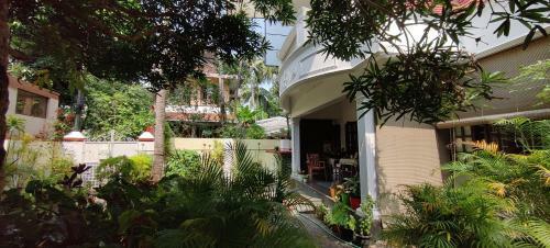 Peniel Residency