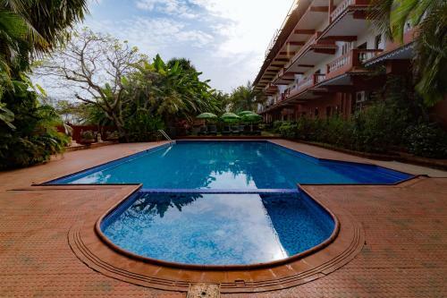 Hotel Chalston Beach Resort