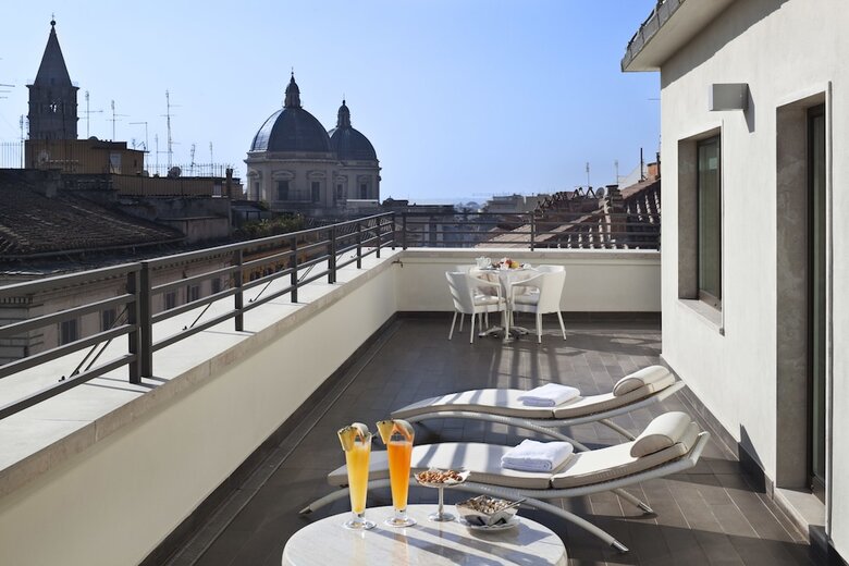 Hotel UNA Roma