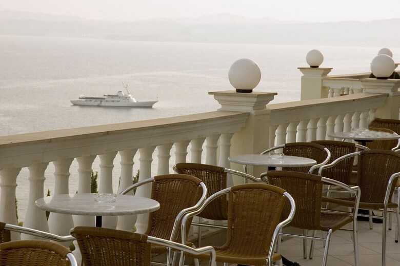 Sunshine Corfu Hotel & Spa
