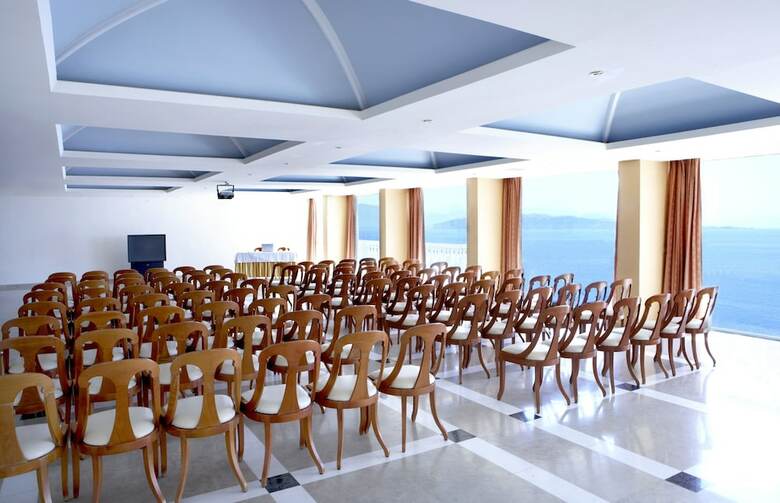 Sunshine Corfu Hotel & Spa
