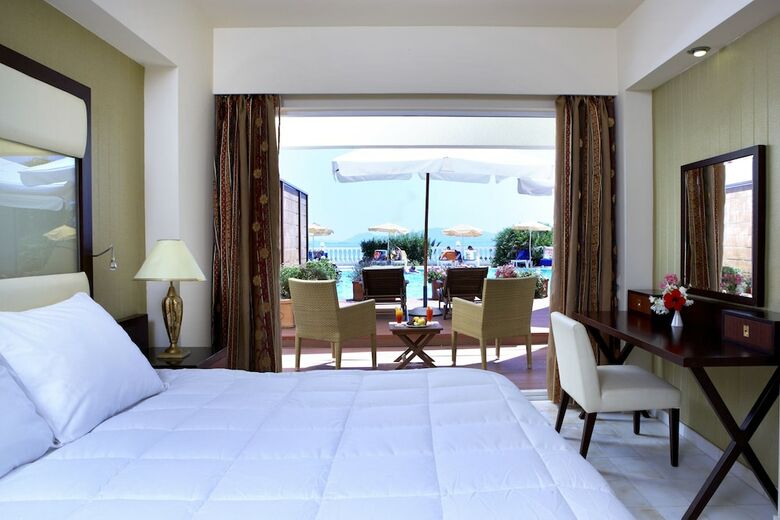 Sunshine Corfu Hotel & Spa