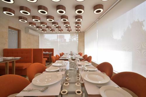 Urbane The Hotel