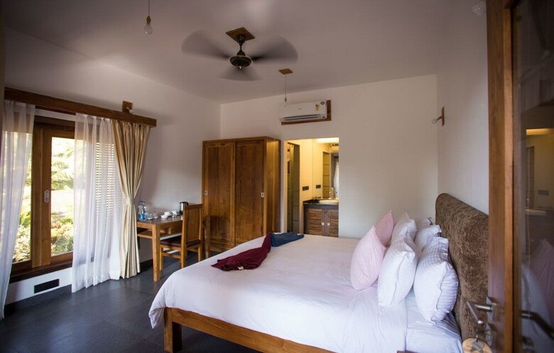 Hotel Dunhill Beach Resort