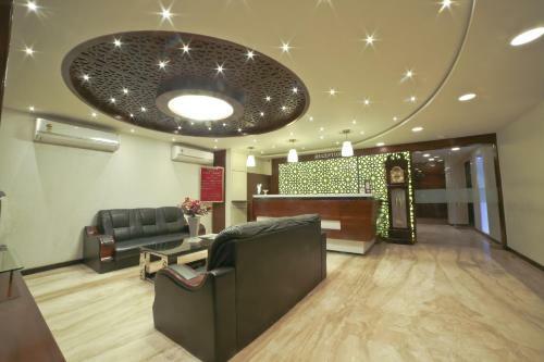 Hotel Grand Pragati