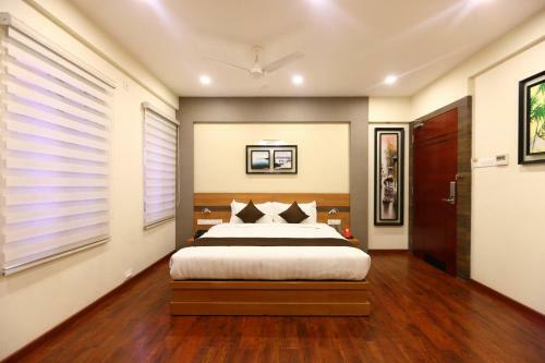 Hotel Adore Residency