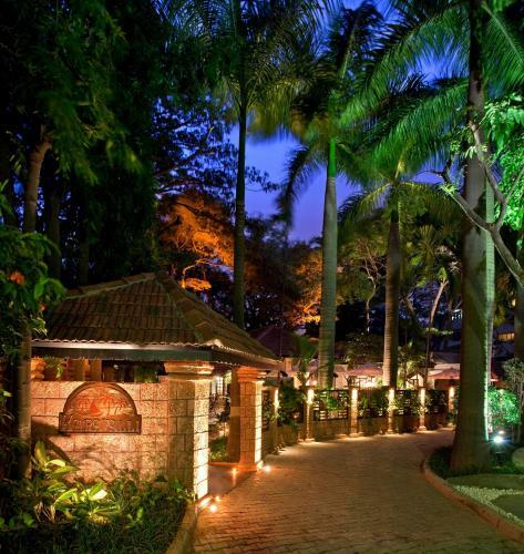 The Gateway Hotel Residency Road