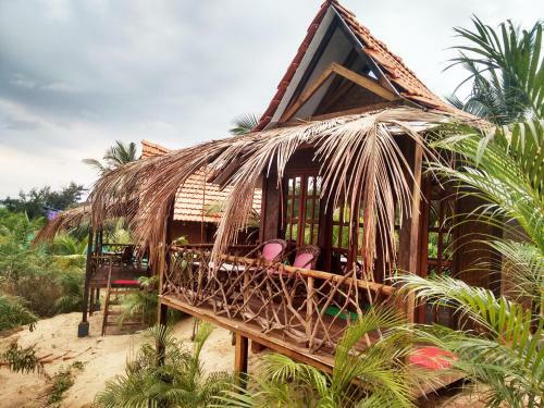 Hostal Little India Beach Cottages