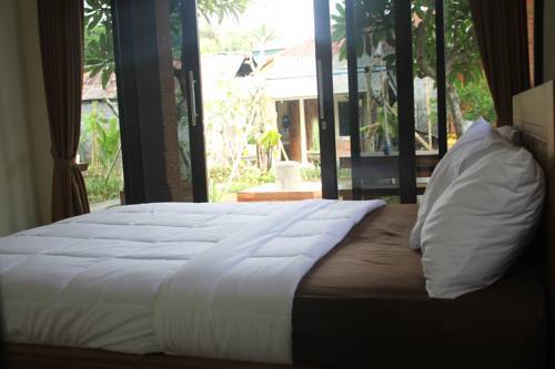 Hostal Ayu Bungalow 2
