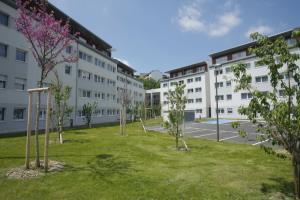Hotel Comfort Suites Annecy Seynod