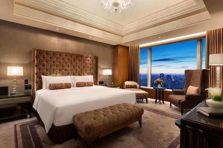 Shangri-la Hotel