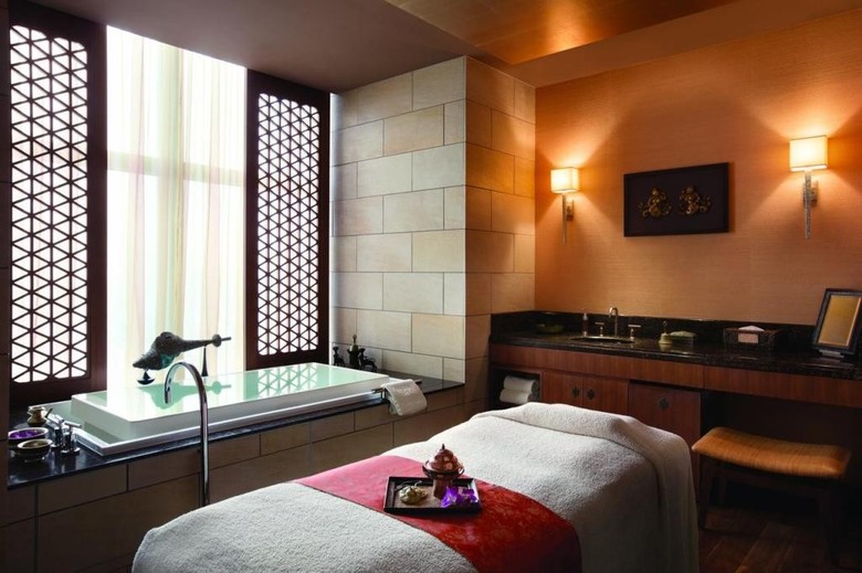 Shangri-la Hotel