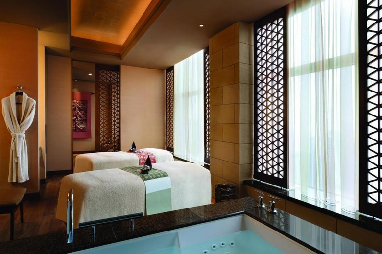 Shangri-la Hotel