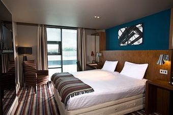 Village Prem Leeds South - Hotel  Leisure Clu