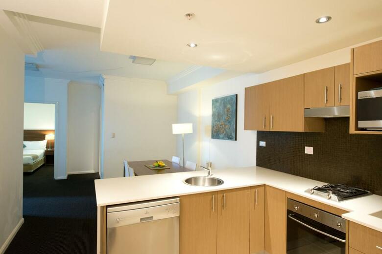 Hotel Quest World Square