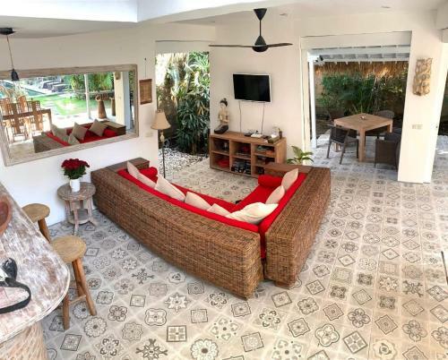 "villa Sarah" New Private