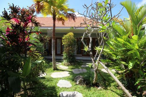 Kubu Manik Homestay
