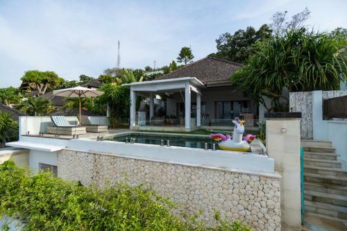 Tenang Villas