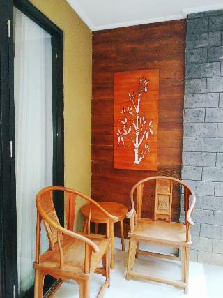 Hotel Zen Premium Dewi Saraswati Seminyak