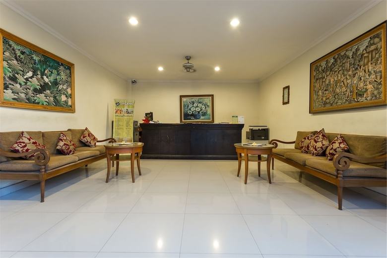Hostal Reddoorz Near Seminyak Beach