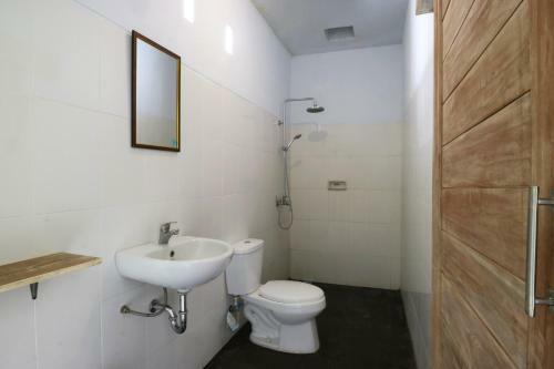 Hostal The Wina Guest House 2