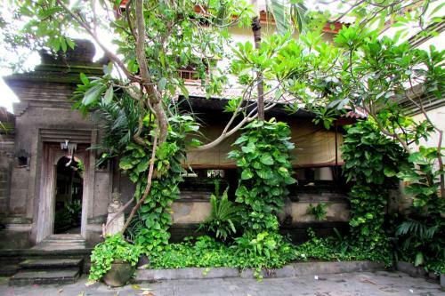 Hostal Griya Ayu Inn
