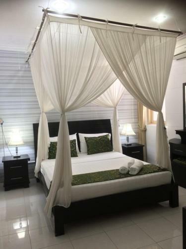 Hostal Ahoy Guesthouse