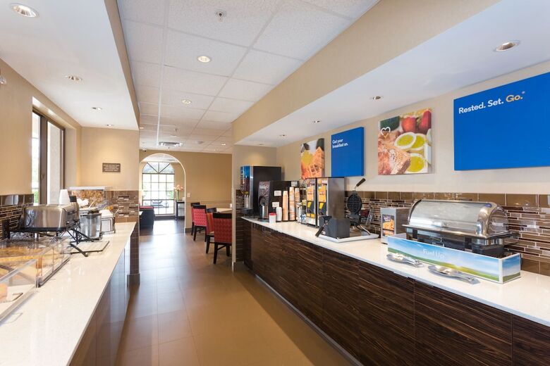 Hotel Comfort Inn