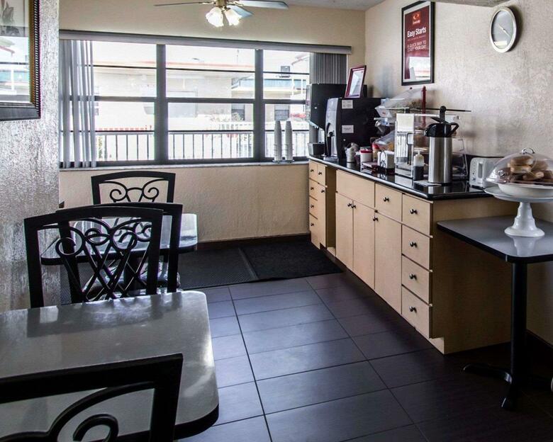 Hotel Fort Lauderdale Gardens Inn & Suites