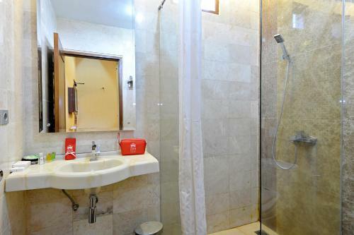 Hotel Zen Rooms Bausasran 34 Pakualaman