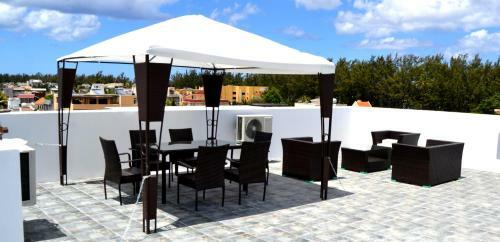 Apartamentos Flic En Flac Beach Penthouse