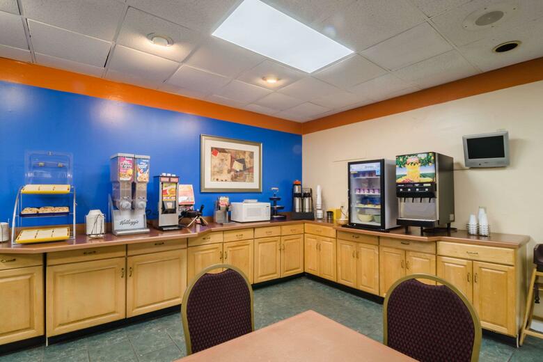 Hotel Quality Inn & Suites