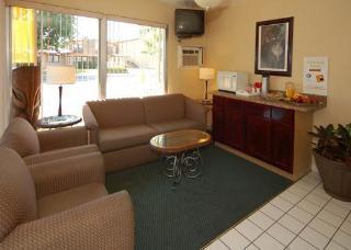 Hotel Rodeway Inn