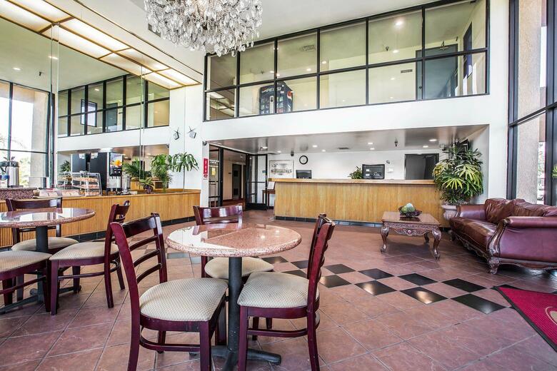 Hotel Econo Lodge