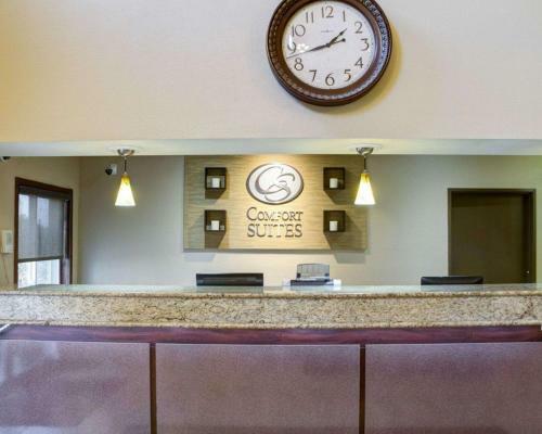 Hotel Comfort Suites