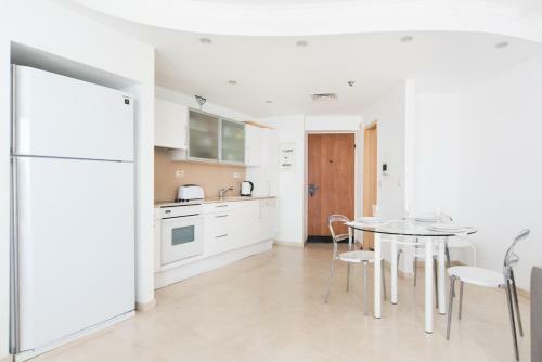 Sea N' Rent - Beachfront Apartments Tel Aviv