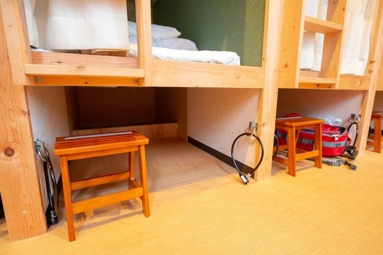 Hostal Hostel Wasabi Osaka Bed With Library