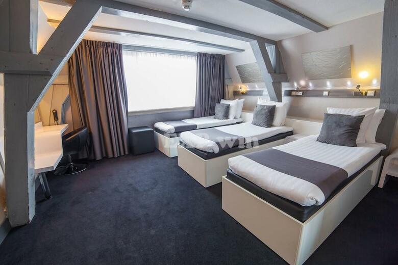 Hotel Cc