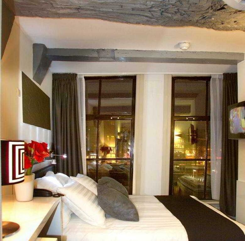 Hotel Cc
