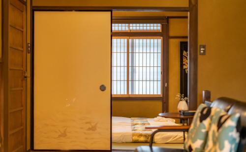 Kumo Machiya Shijo