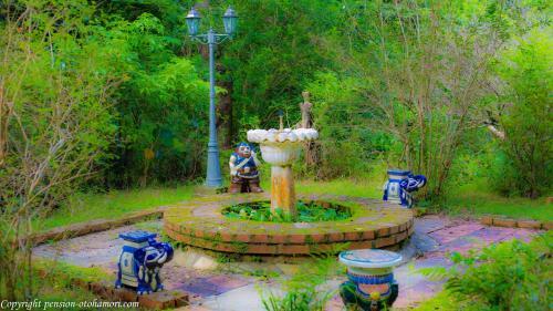 Posada Forest West Nishi