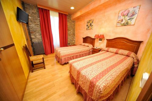 Hotel Hostal Vall D'�neu